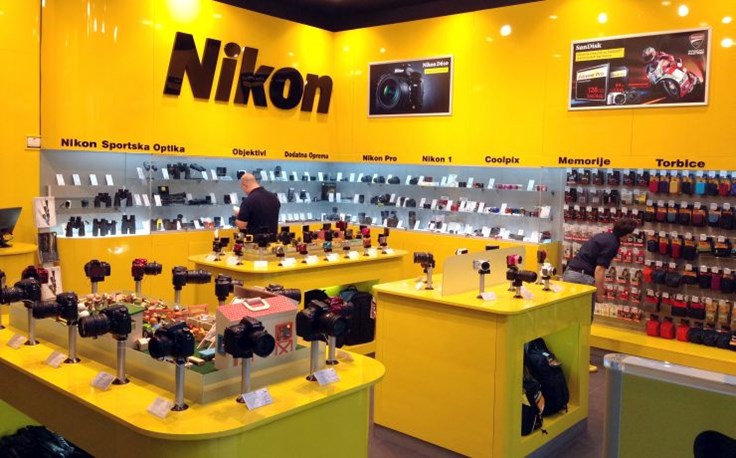 nikon-jellow_store_fotografija2.jpg